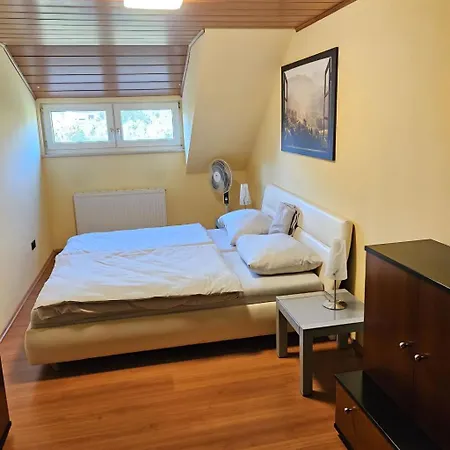 Сasa de vacaciones Haus Petzenblick By Interhome *