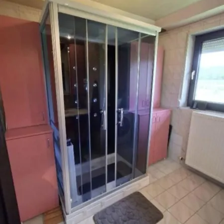 Сasa de vacaciones Haus Petzenblick By Interhome